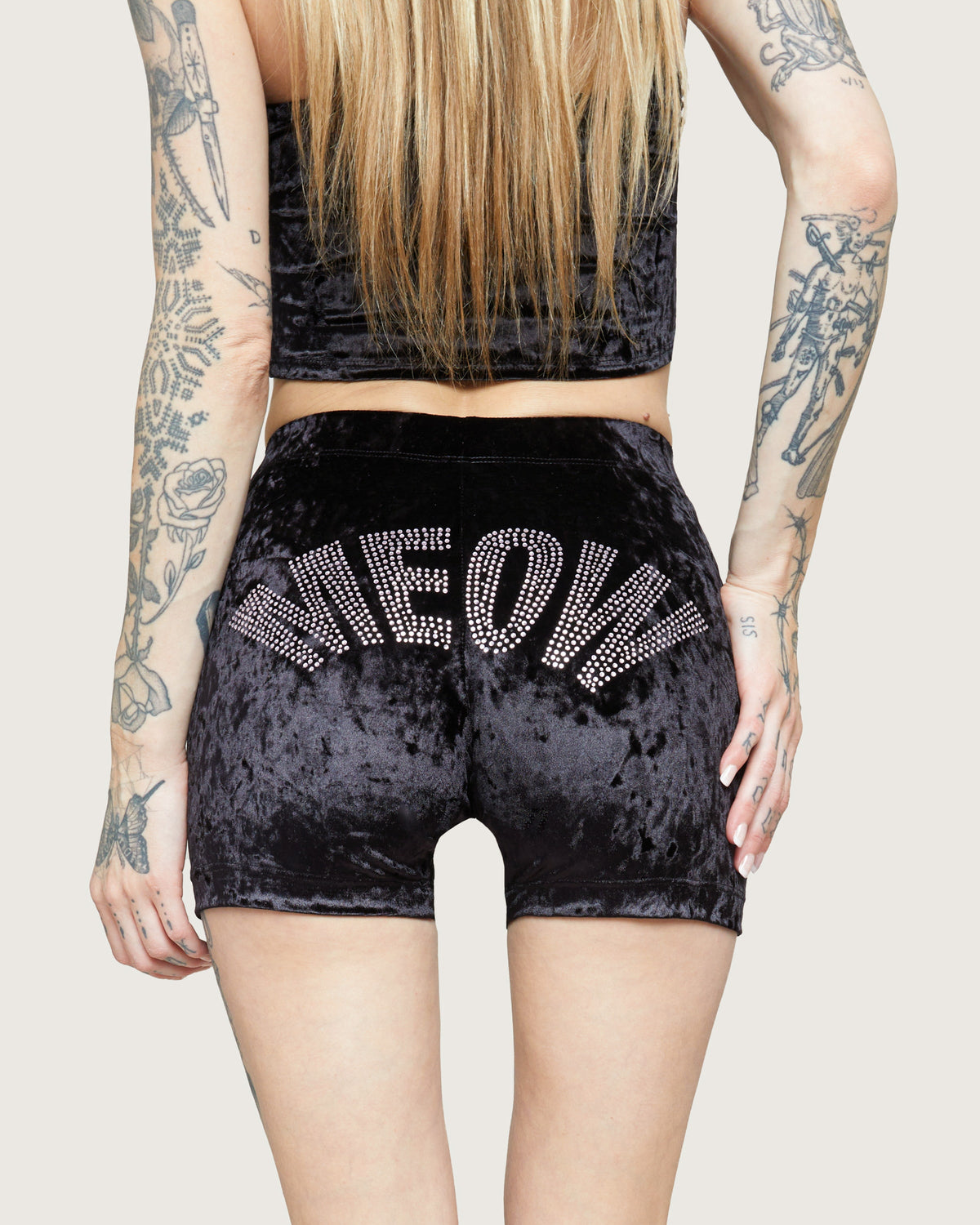 Heavenly Meow Hot Short ~ Noir, photo 5