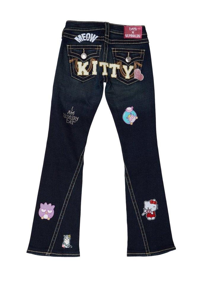 𝒩𝑜𝒷𝑜𝒹𝓎 𝒞𝒶𝓇𝑒𝓈 𝒥𝑒𝒶𝓃𝓈 🖤 24 - Cats n Scribbles