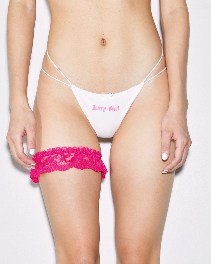 ๐ฆ ๐พ๐ฆ๐พ๐๐๐ ๐ข๐พ๐๐ ๐ฎ๐๐๐ถ๐
๐
๐ ๐ขCats n Scribbles