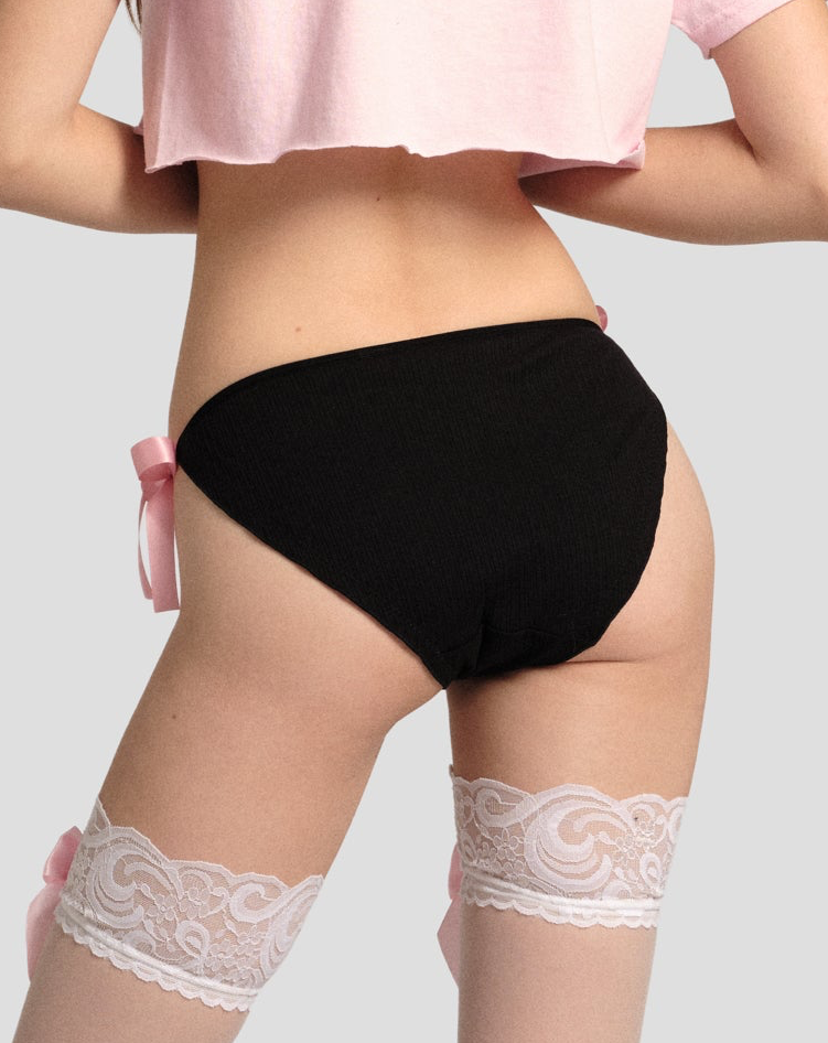 Senshi Purr Side Bow Panty, back close-up